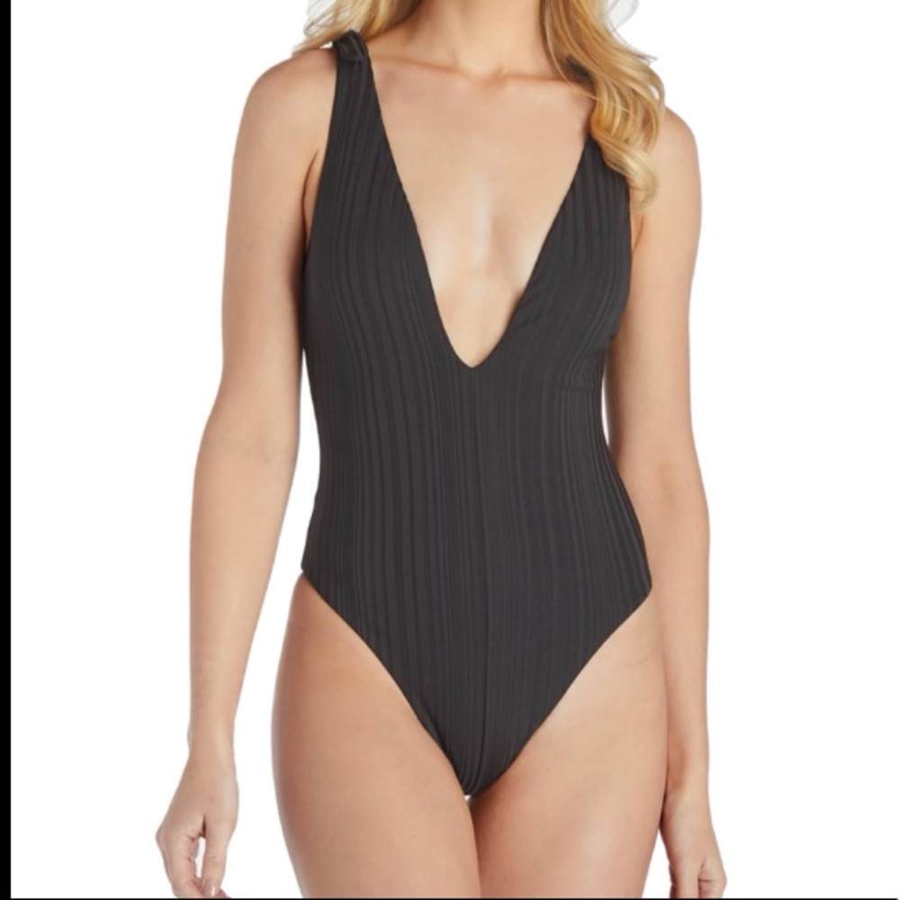 Raisins Girl Teen Beach Cove Islamorada Textured Black One-Piece Swimsuit NWT M
